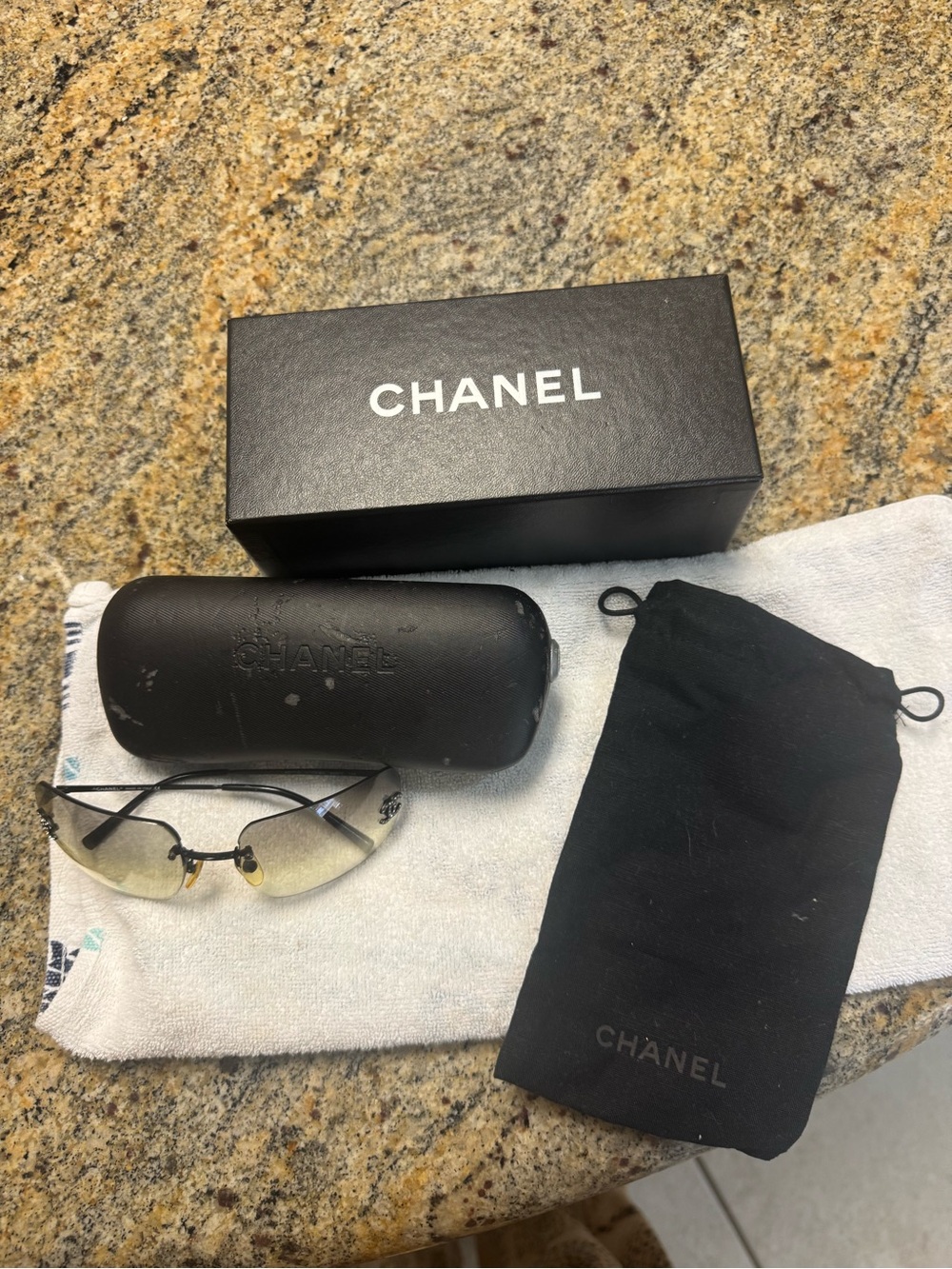 Vintage Y2K CHANEL 4017-D rimless Sunglasses Gradient Gray Rhinestone CC